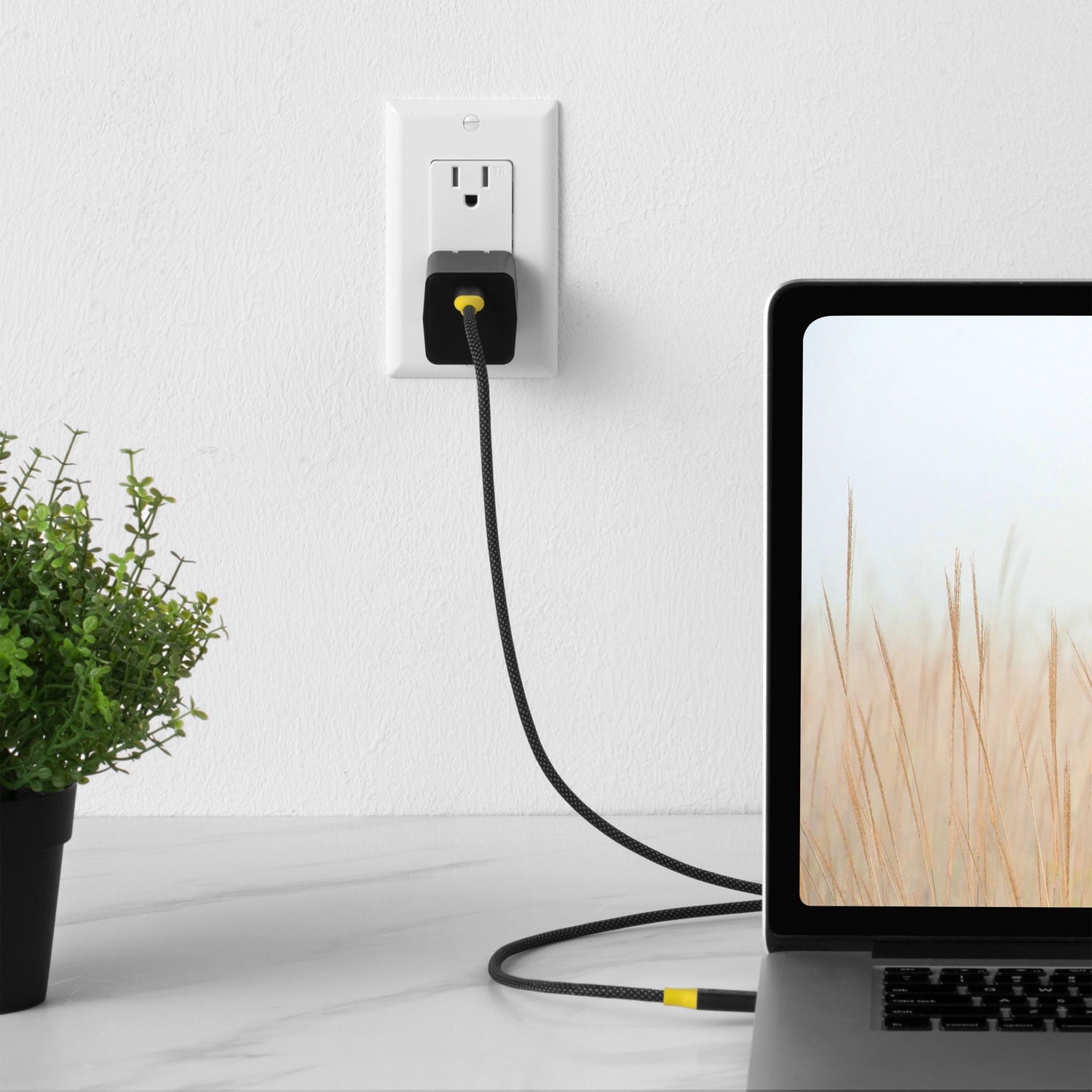 Insignia 45W USB-C Wall Charger, Black – NS-PW345C1B22B-C