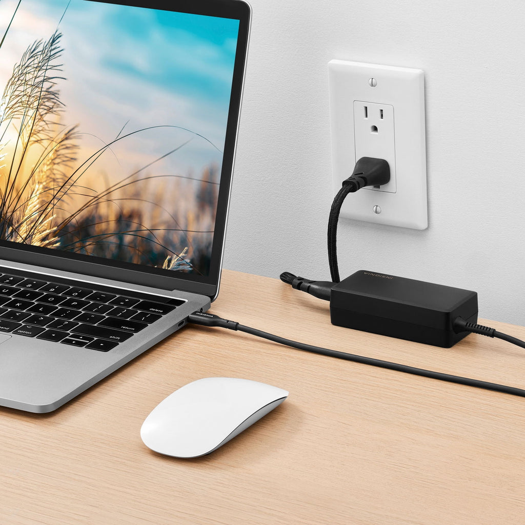 Insignia 65W USB-C Laptop Charger – NS-LPAC65W6-C